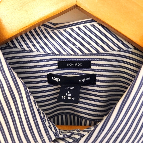 GAP Original Fit Long-sleeved Shirt - Large Tall - Picture 2 of 4